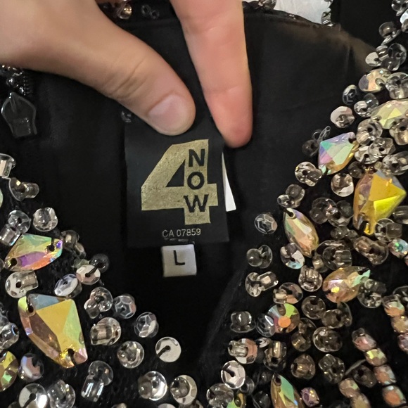 BEAUTIFUL SEQUIN JEWELLED GOWN - Picture 6 of 6